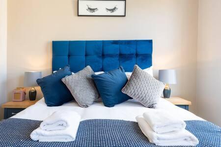 Central, Stunning 2 Bed Apartment With Parking! Cambridge  Exteriér fotografie